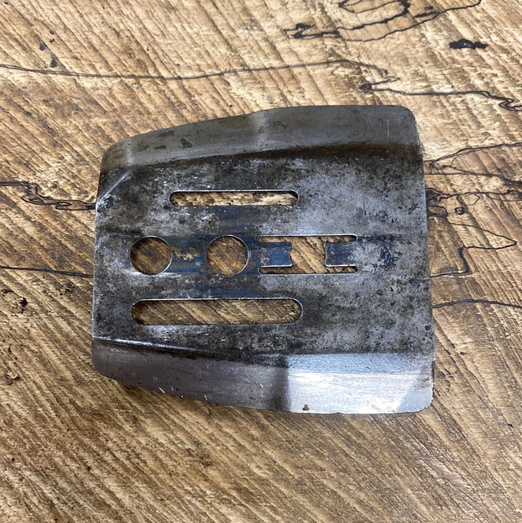Dolmar PS 421 Chainsaw Guide Plate 195 213 120 dolmar-ps-421-chainsaw-guide-plate-195-213-120