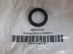 Dolmar PS-5105 Chainsaw PTO side crank seal 962 900 065 NEW (D-34)