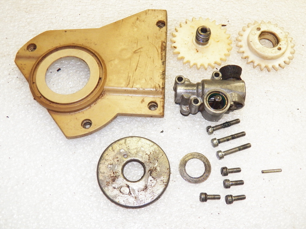 NOS OEM STIHL O45 045 O56 056 AV OIL PUMP SPUR GEAR NOS OEM STIHL O45 045 O56 056 AV OIL PUMP SPUR GEAR