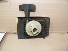 Mcculloch pro mac 610 chainsaw complete starter recoil cover and pulley assembly NEW (bulky bin)